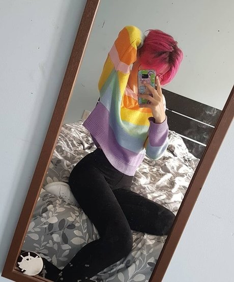 Emmanooodle model nudes photos