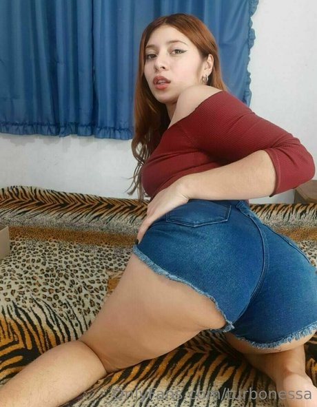 black hair onlyfans free nude pic