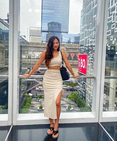 Mhyochi model exclusive img