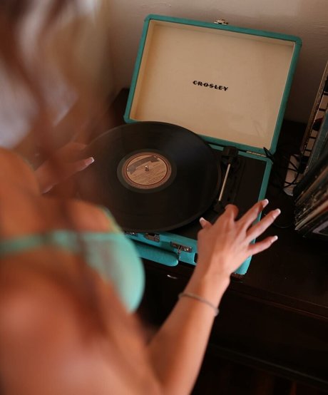 small onlyfans art naked gallery