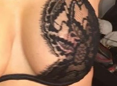 thick latina onlyfans free xxx image