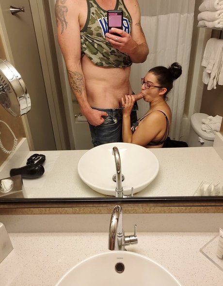 Mandysweetheart erotic model galleries