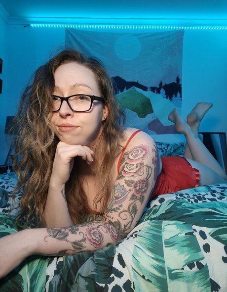 nzcheeks star naked photo