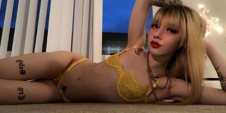 skinny asian onlyfans beautiful pics