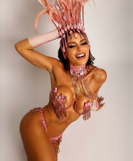 Fernanda Lacerda star exclusive pics