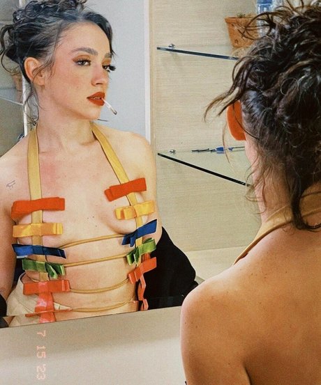 Valentina Bandeira erotic model photos