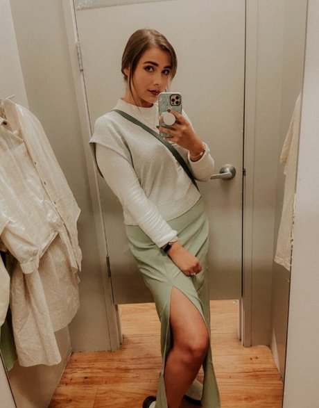 Justseum art actress archive