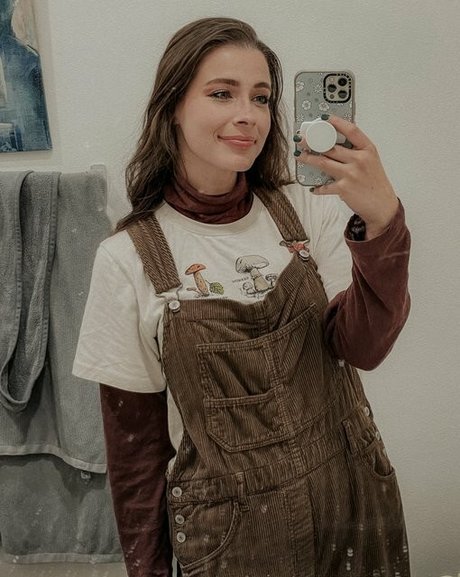 Justseum model hd photos