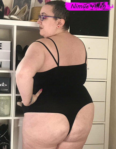 nimuesworld model erotic image