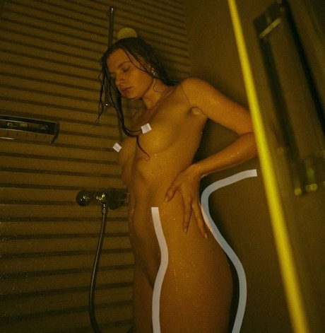 petite onlyfans hot sex pic