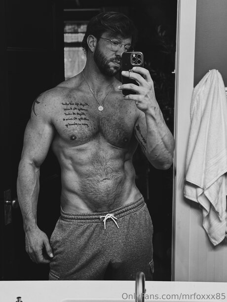 Mrfoxxx85 adult actress pictures