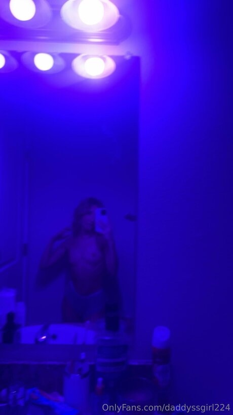 Daddysgirl5678 model exclusive pic