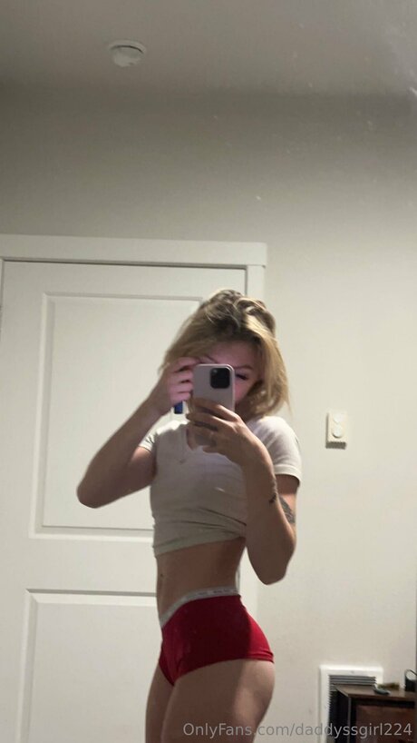 Daddysgirl5678 art star img