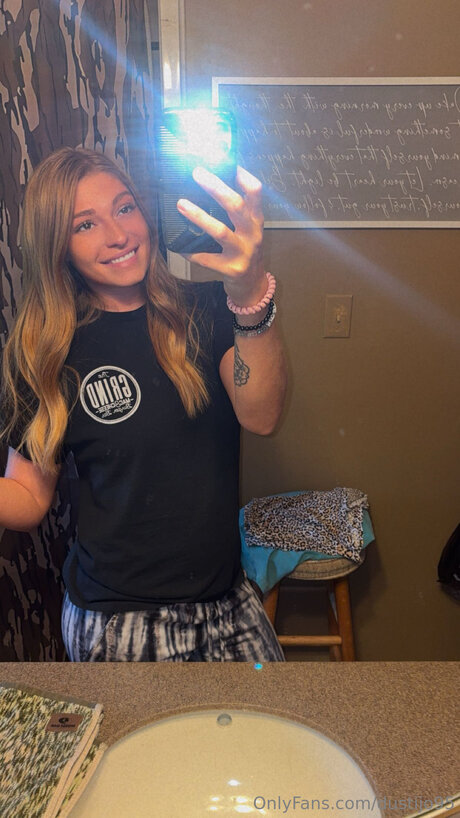 Dustijo95 nude star galleries