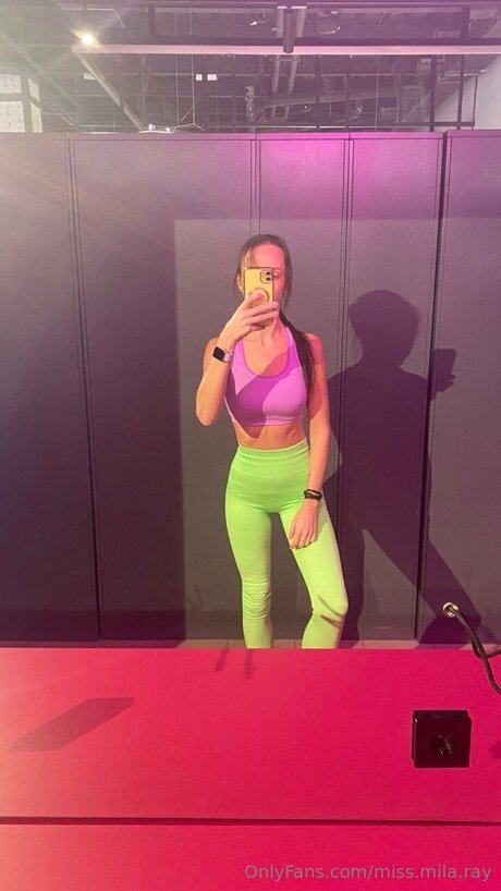 Miss Mila Ray free model photo