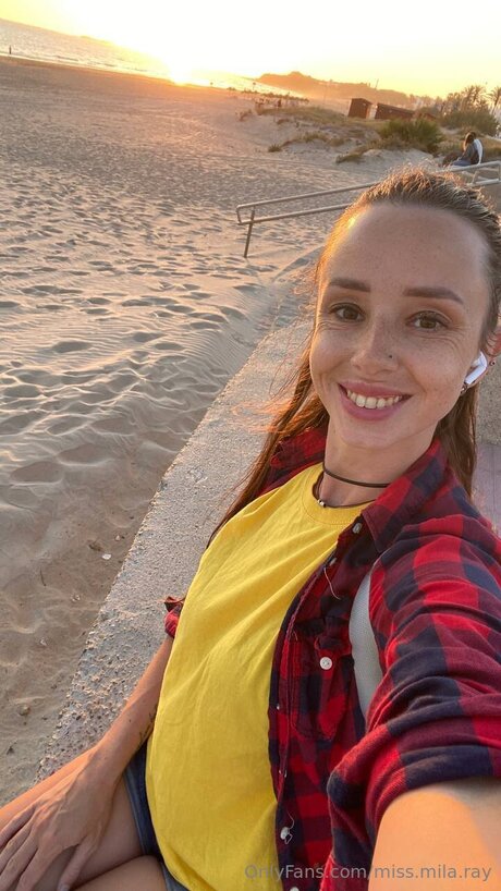 Miss Mila Ray beautiful star pics