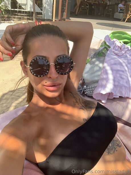 Misslady8 naked star pictures