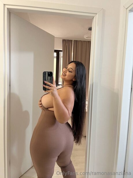 blonde onlyfans nice images