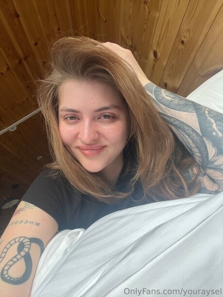 bang onlyfans top photo