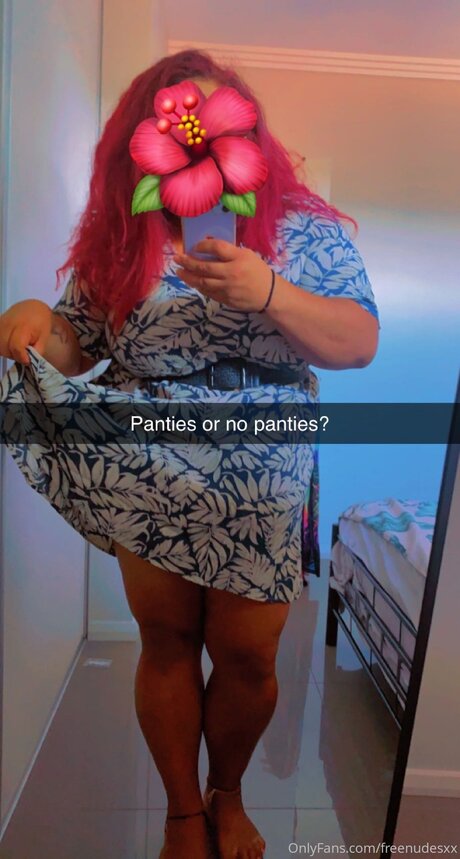 tiny onlyfans hd images