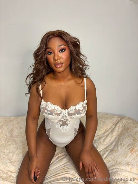 asian influencer onlyfans perfect photo