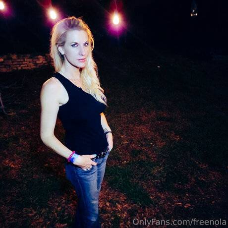 Freenola porn star gallery