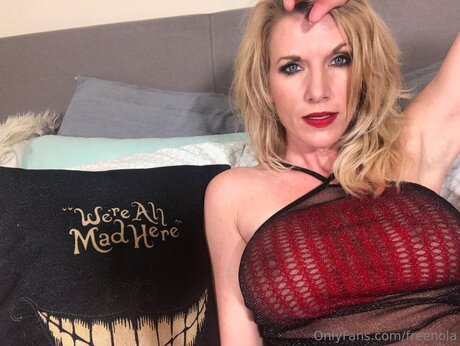 Freenola model sex pictures