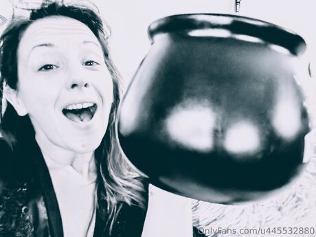 U445532880 star nude pic