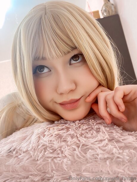 Ayumi Hirota pretty actress pic