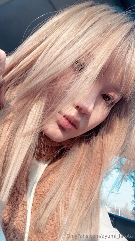 Ayumi Hirota naked actress pictures