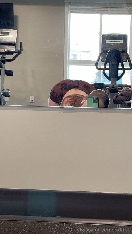 tanned onlyfans sexy nudes picture