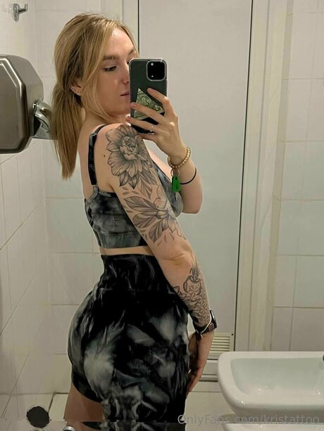 pregnant milf onlyfans nudes picture