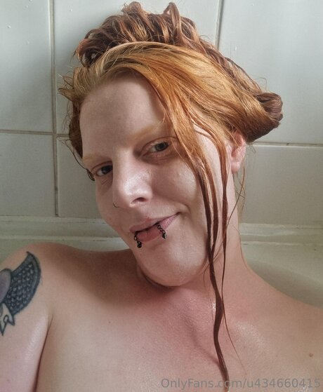 U434660415 pornstar img