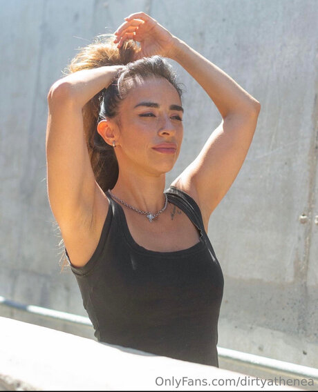 Dirtyathenea xxx actress image