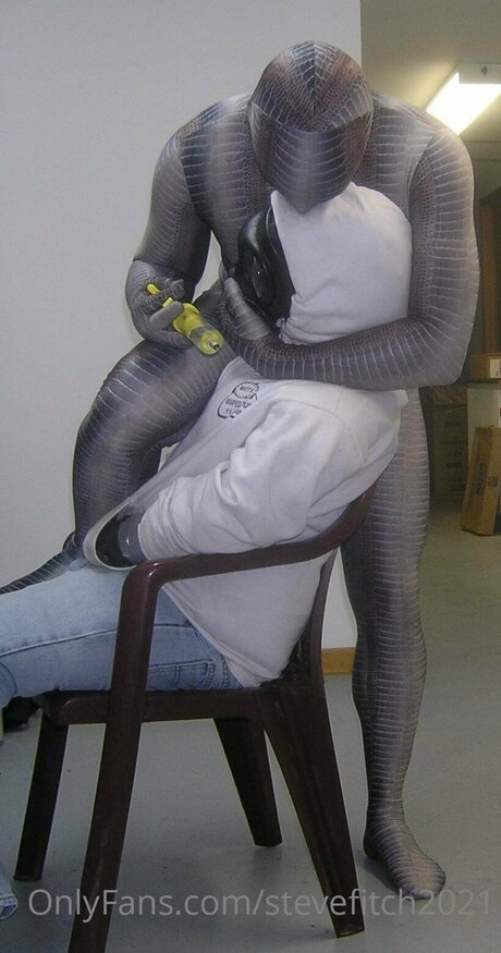 Stevefitch2021 model pretty photo