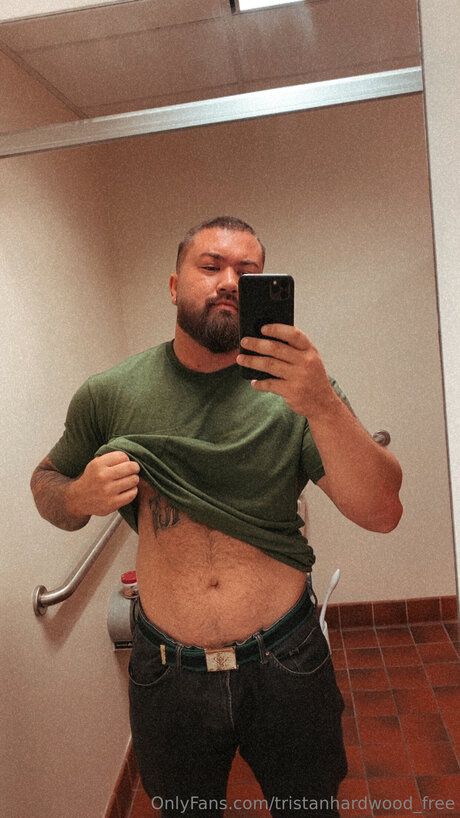 Tristanhardwoodxxx sexy actress pics