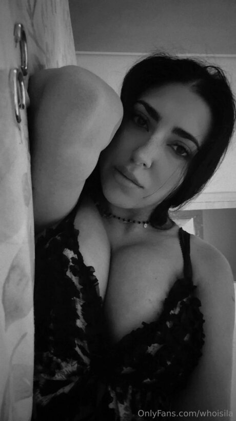 Whoisila beautiful pornstar pics