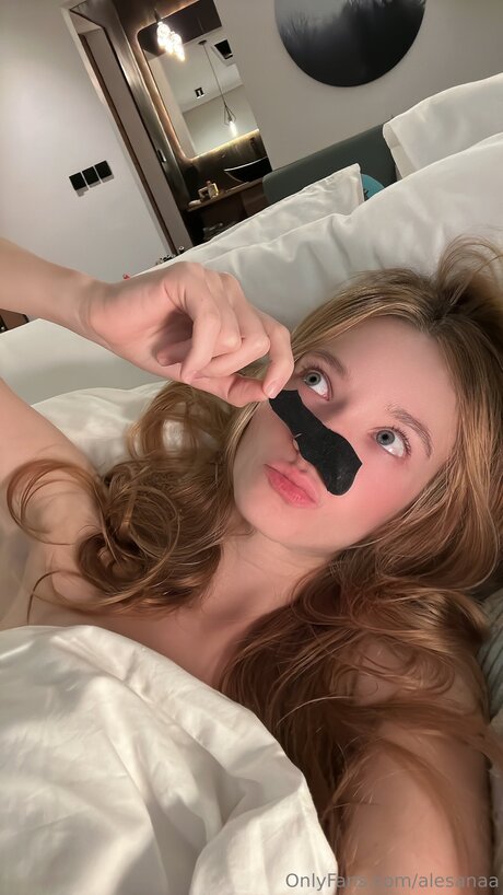 Alesanaa pornstar pics