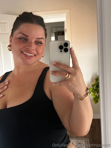 Sshortnssweet star high quality photos