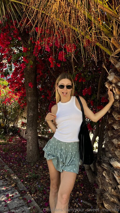 Your Sweet Mummy star erotic photo