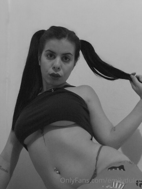 Emilydulce star porn pics