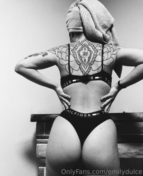 Emilydulce star hot img