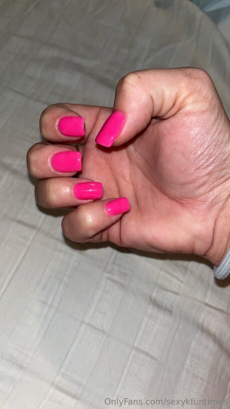 Sexykfuntimes pornographic model archive