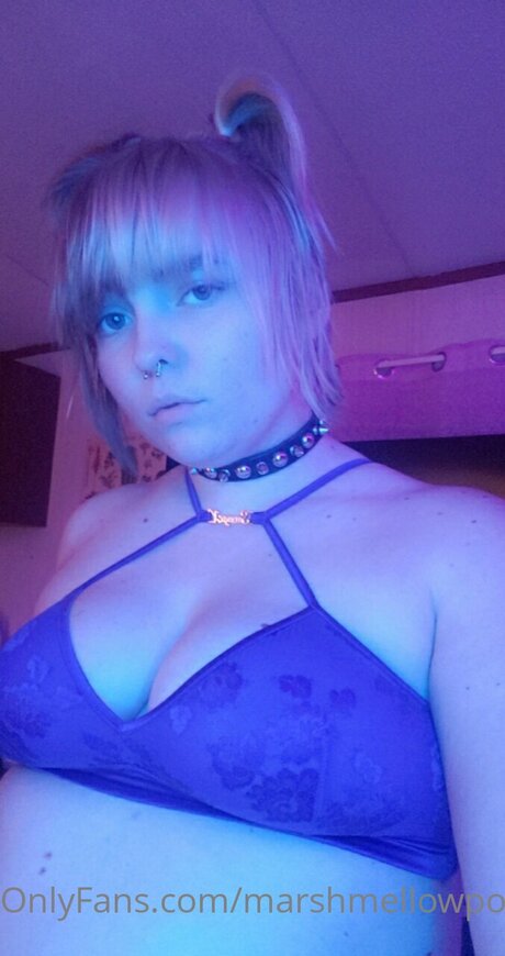 Marshmellowponi erotic model img