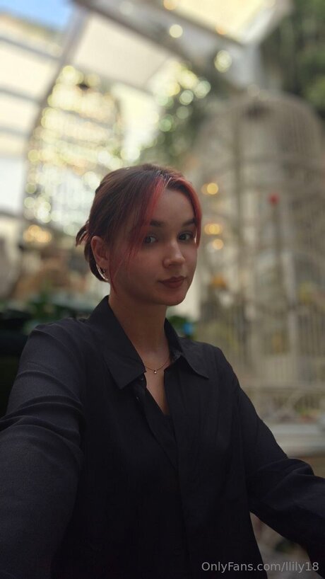 Llily18 pornographic model picture