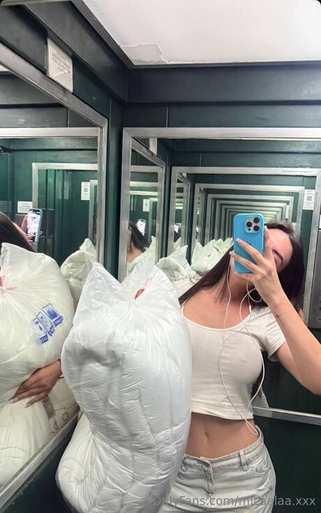 g cup tits onlyfans sexy nude image