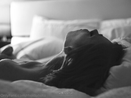 lesbian feet onlyfans hot pictures