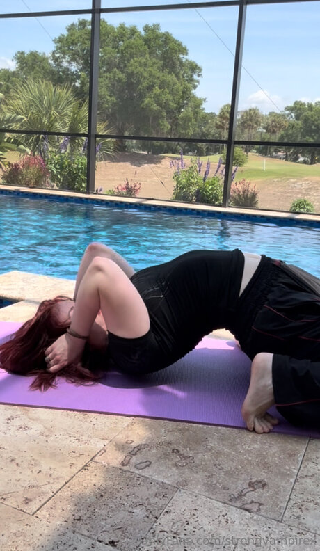 Strongvampirex model porn archive