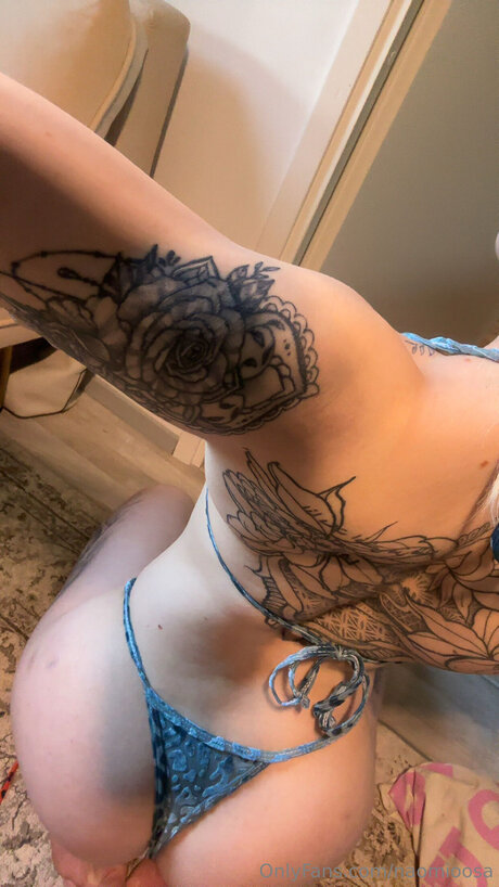 amateur blonde onlyfans art xxx pictures