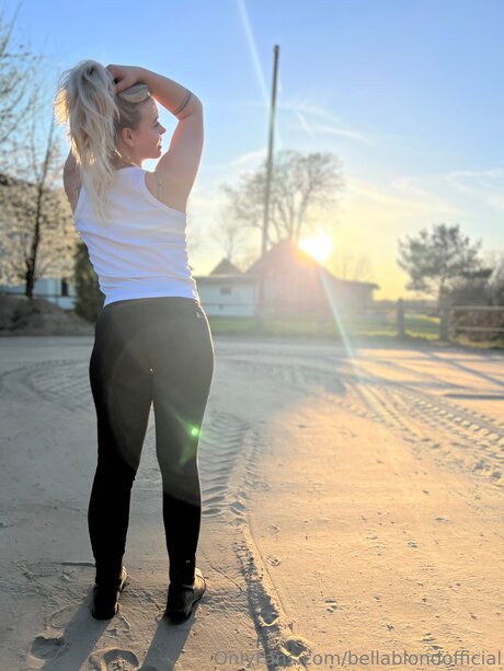 Bellablondofficial star xxx img